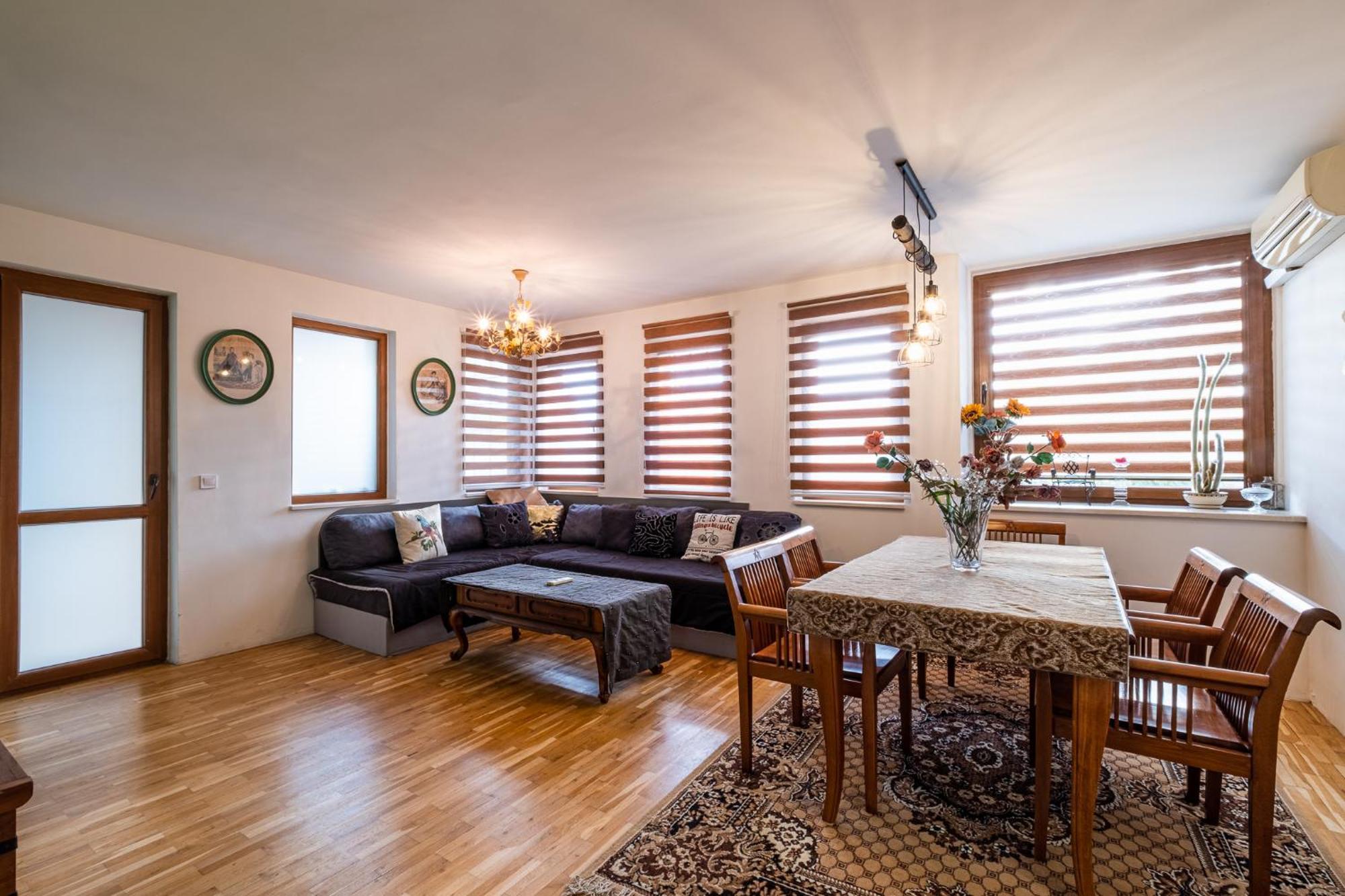 Roman Thermae 2Bdrm Sunny Apartment Warna Zewnętrze zdjęcie