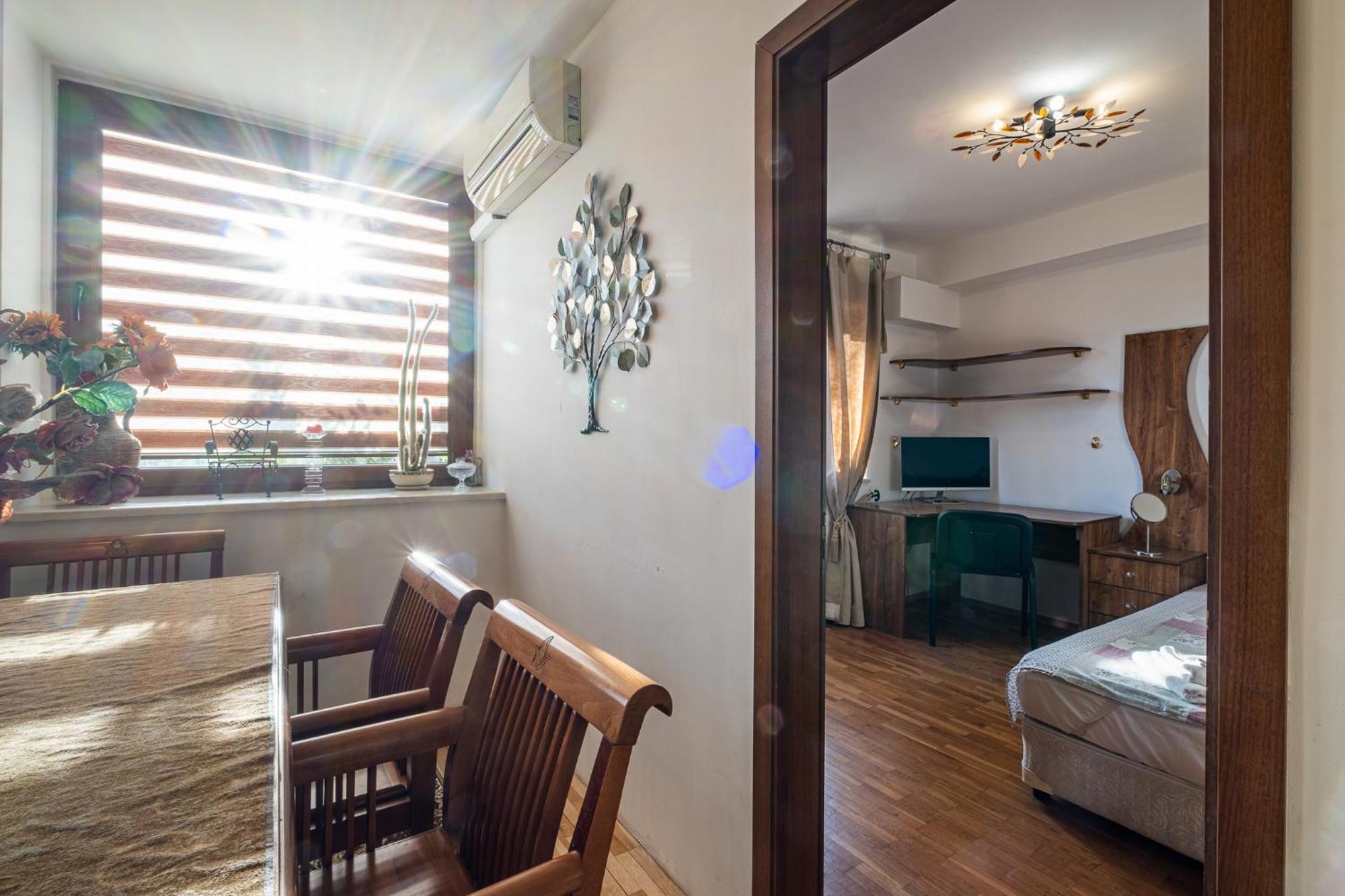 Roman Thermae 2Bdrm Sunny Apartment Warna Zewnętrze zdjęcie